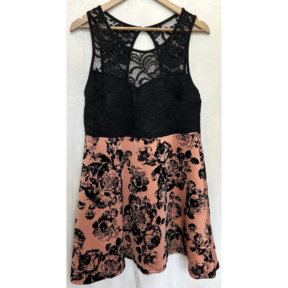 Y2K Vibe Lace Burnout Velvet Floral Mini Dress Size 1X Whimsygoth Feminine HOCO - Picture 2 of 12